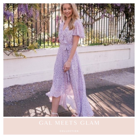 Gal Meets Glam Dresses & Skirts - NWT Gal Meets Glam Sophie Ditsy Floral Dre…